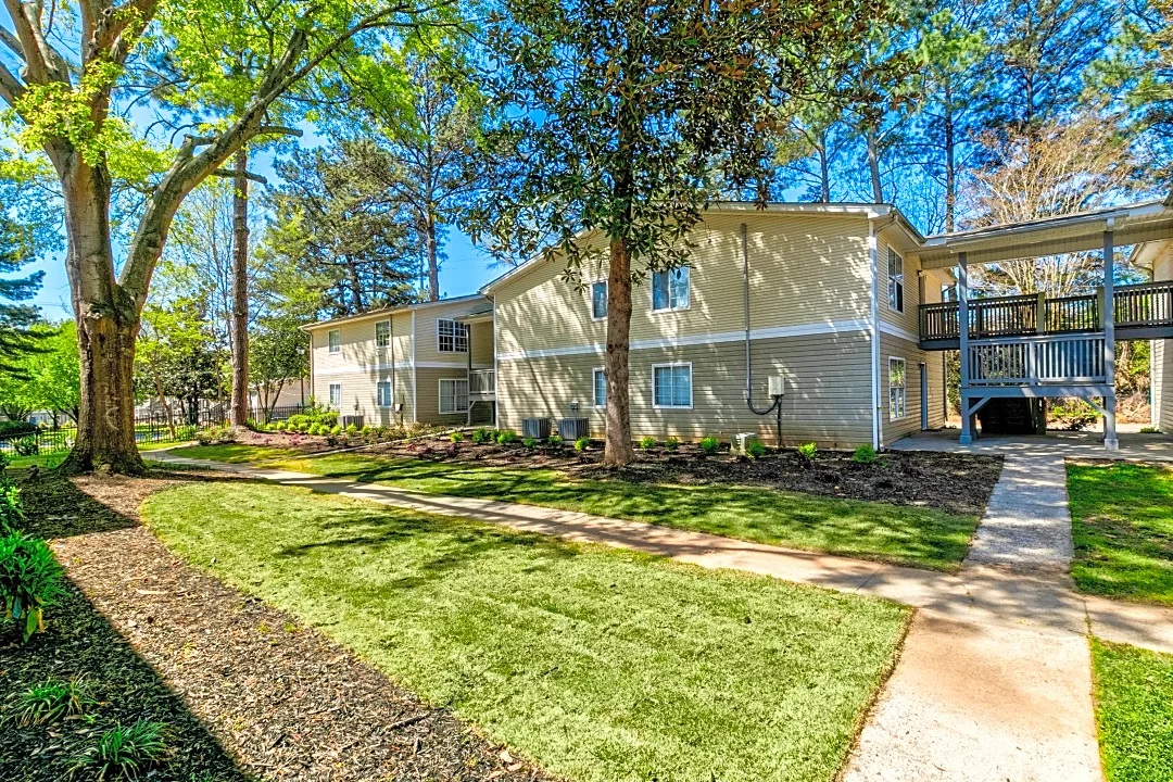 Brentwood Creek Apartments gallery 1