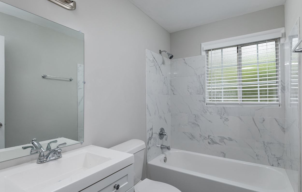 Brentwood Heights Apartments gallery 3