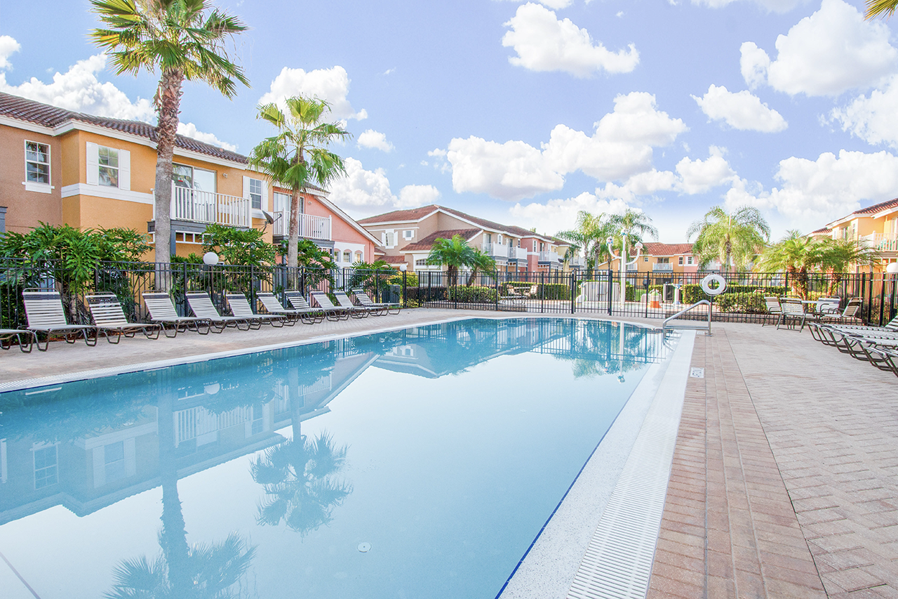 Lake Berkley Townhouses gallery 4